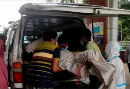 নেশার টাকা না দেওয়ায় স্ত্রী হত্যার অভিযোগ