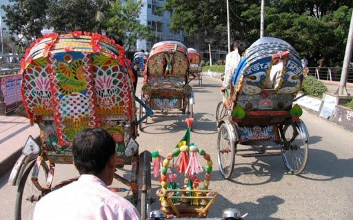 রিকশায় দখল রাজধানীর সড়ক
