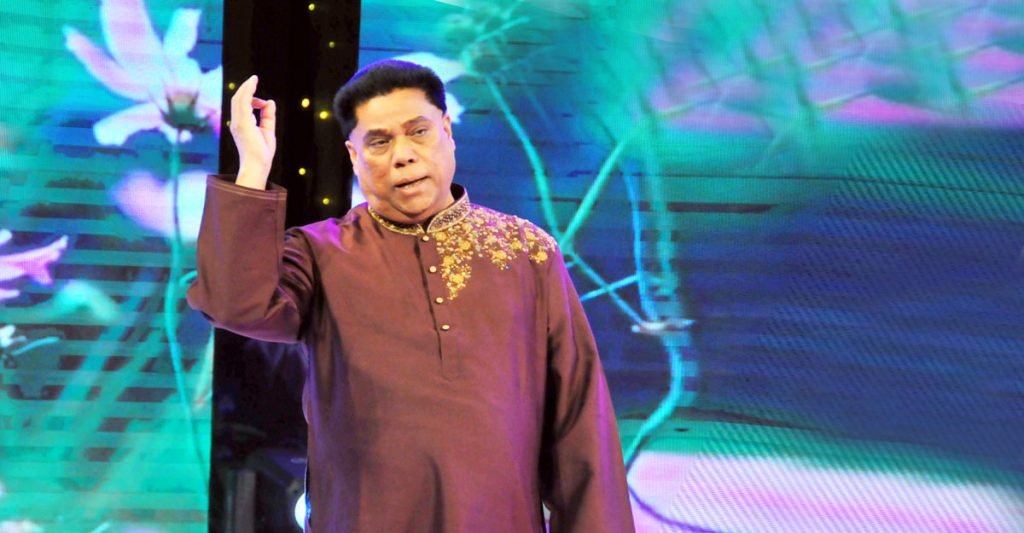 ঈদের দিন গান শোনাবেন ড. মাহফুজুর রহমান
