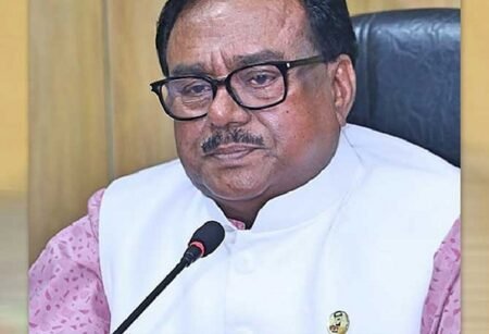 নওগাঁ-১ আসনে বিজয়ী সাধন চন্দ্র মজুমদার